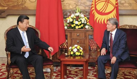 Си Цзиньпин и Алмазбек Атамбаев объявили о повышении уровня китайско-кыргызских отношений до стратегического партнерства