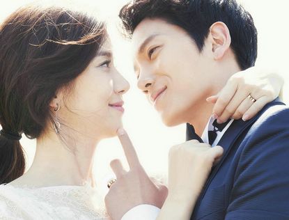 Красивые свадебные фотографии Чжи Сона и Ли Бо Ён
