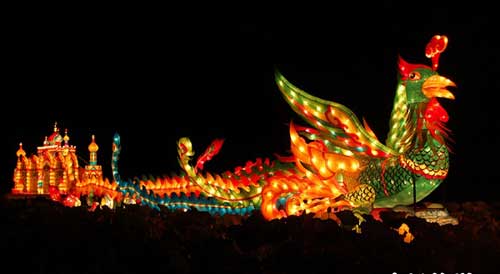 В Праздник середины осени в парке Юаньминъюань можно запустить лотосовые фонари для молитвы