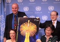 Чжан Хайди приняла участие в памятной церемонии марки ООН «Тысячерукий Будда»
