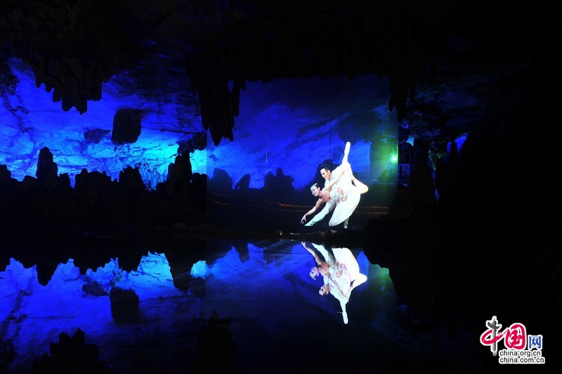 Красивые пейзажи в туристическом районе Луди в Гуйлине