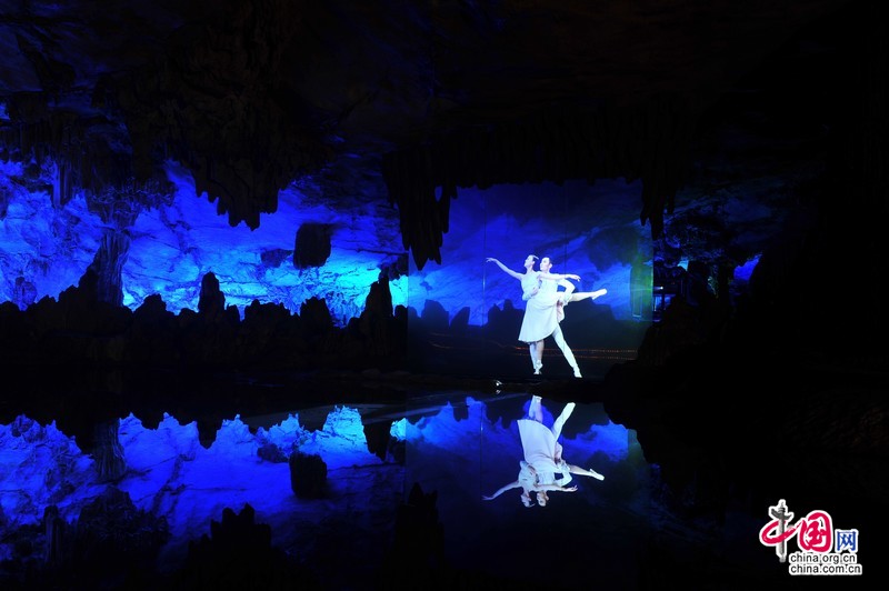 Красивые пейзажи в туристическом районе Луди в Гуйлине