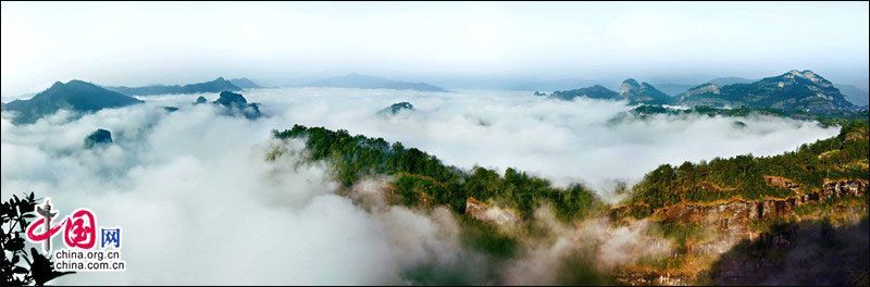 Очаровательные осенние пейзажи в горах Уишань