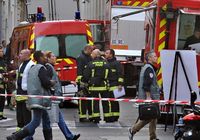 В результате взрыва гаража в центре Парижа 3 человека убиты