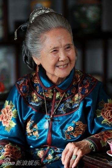 Фото: актеры и герои телесириала «Момент в Пекине»