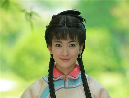 Фото: актеры и герои телесириала «Момент в Пекине»