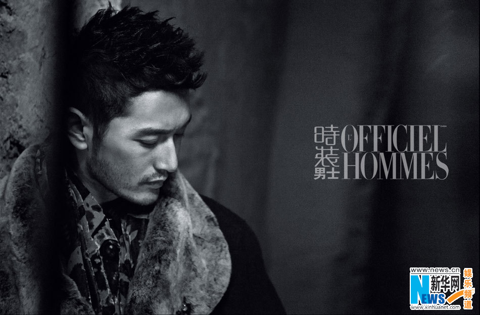 Китайский актер Хуан Сяомин