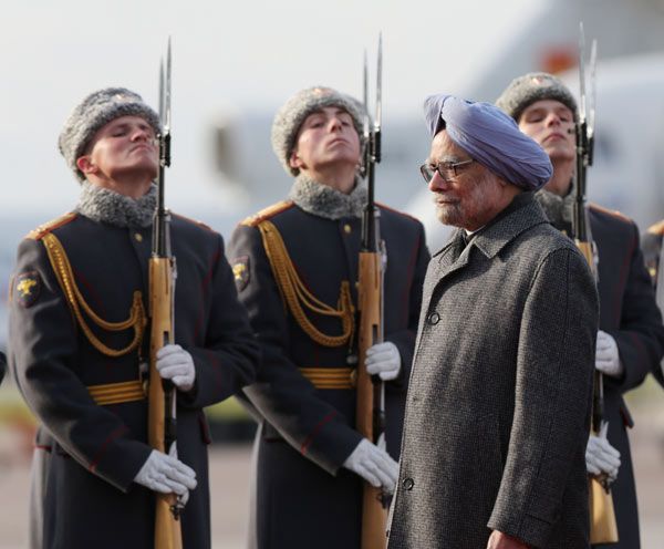 Премьер-министр Индии прибыл в Москву с официальным визитом для участия в российско-индийском саммите