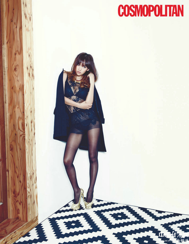 Ли Хё Ри (Lee Hyo Ri) в новой фотосессии для журнала Cosmopolitan