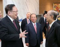 Китайский дипломат высокого ранга призвал улучшить китайско-японские отношения