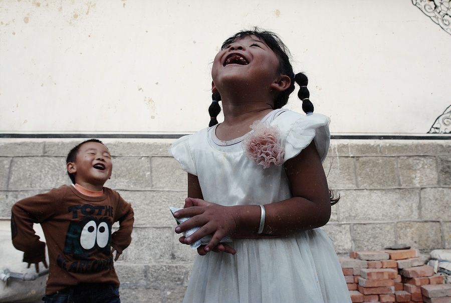 Старый город был основан очень давно, его окружает крепость, где сохранилась вся красота и след прошедших эпох.