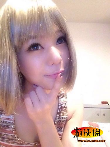 Фото: Японская актриса Aoi Sora