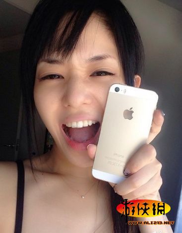 Фото: Японская актриса Aoi Sora