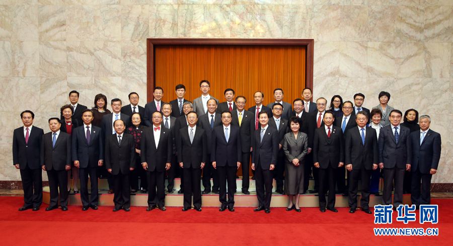 Ли Кэцян провел встречу с представителями делегации американской организации 'Комитет 100'