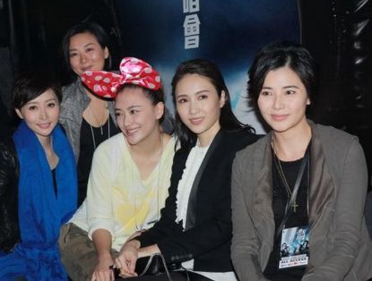 Ли Цзы на концерте пяти известных актеров