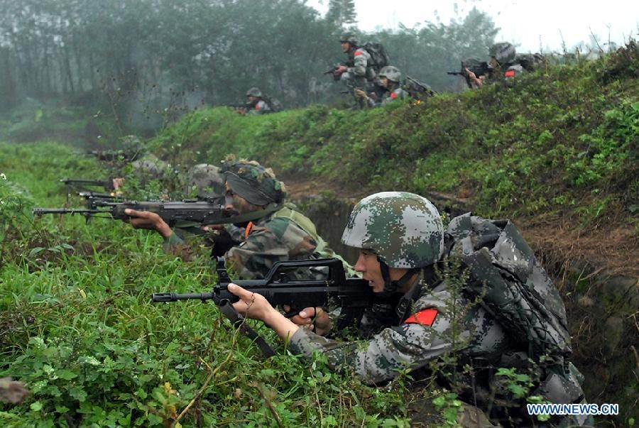 Успешно завершились совместные антитеррористические учения сухопутных войск Китая и Индии