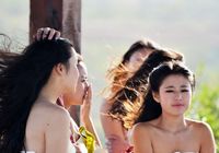 Студентки в провинции Аньхой конкурентно показывают красоту