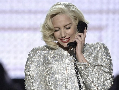 Музыкальная премия «American Music Awards»: Леди Гага в образе Мэрилин Монро