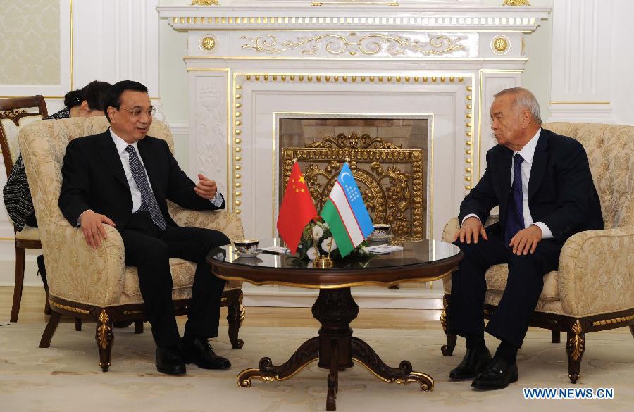 Ли Кэцян призвал к углублению связей с Узбекистаном