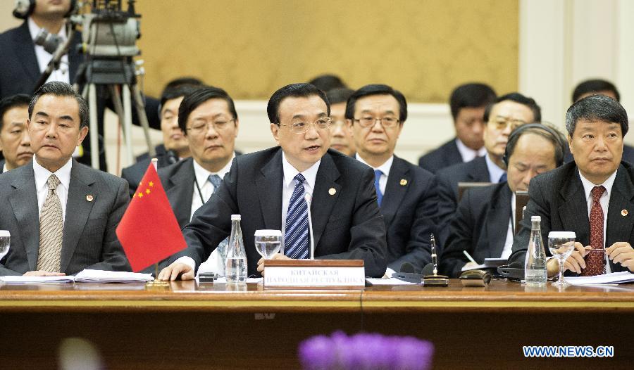 Ли Кэцян на 12-й встрече премьер-министров стран ШОС