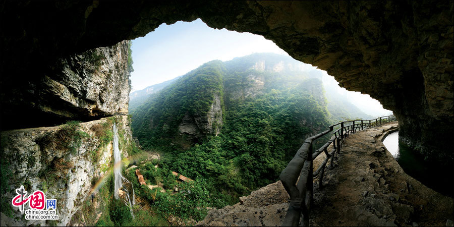 Долина «Чжанцзяцзе» - самая экологически чистая зона туризма
