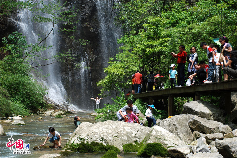 Долина «Чжанцзяцзе» - самая экологически чистая зона туризма