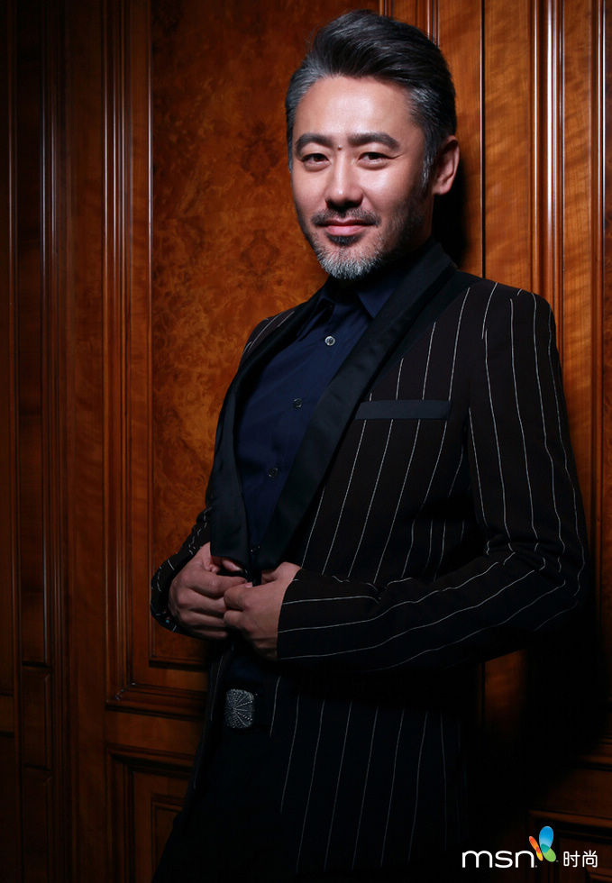 吴秀波最新写真 眼神忧郁尽展熟男魅力 Новейшие снимки телезвезды У Сюбо