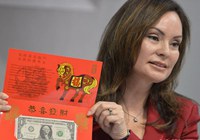 В США вышла «счастливая» однодолларовая банкнота в честь Года Лошади по восточному календарю