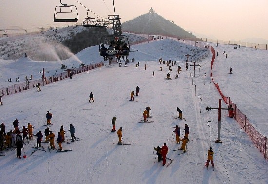Топ-10 горнолыжных курортов в районе Пекина