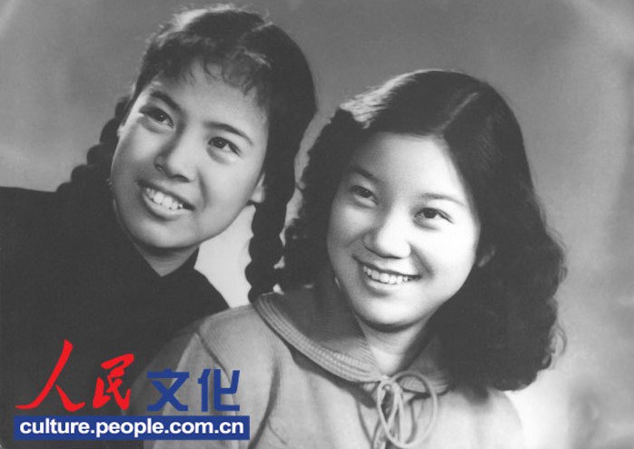 В новой книге Мао Синьюя опубликованы свадебные фотографии его родителей