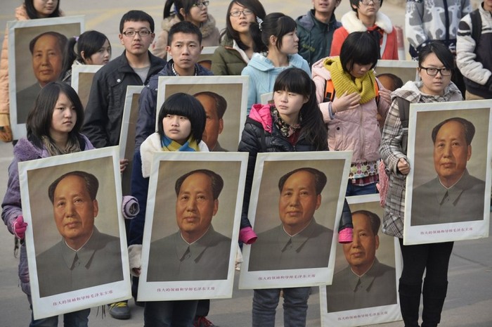 В Тайюане были организованы мероприятия в честь 120-й годовщины со дня рождения Мао Цзэдуна