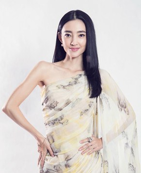 Красавица Ван Ликунь на обложке журнала