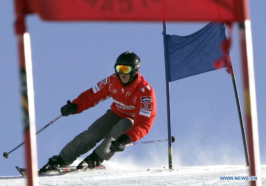 М. Шумахер получил травму во время катания на лыжах во Франции -- СМИ