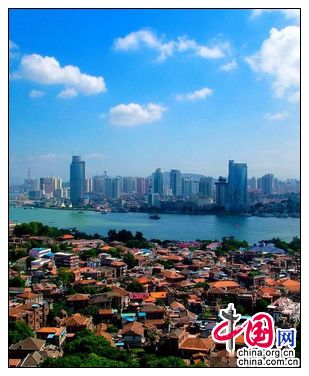 Сямэнь – один из самых счастливых городов Китая 2013 г. 