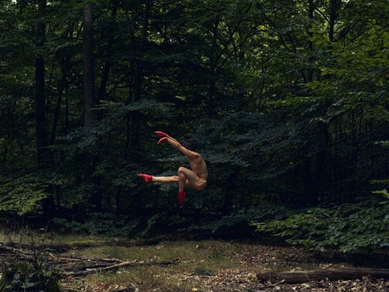 Обнаженные танцы на природе от фотографа Бертиля Нильсона 