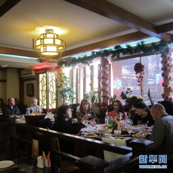В российском Иркуске есть несколько десятков больших и малых ресторанов китайской кухни, китайская кухня пользуется огромной популярностью в этом городе.