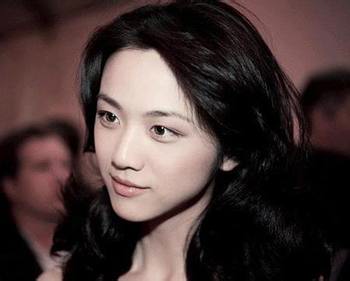 Тан Вэй стала самой популярной среди студентов актрисой