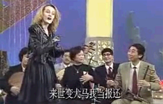 Иностранные знаменитости, которые выступили на новогодних гала-концертах CCTV