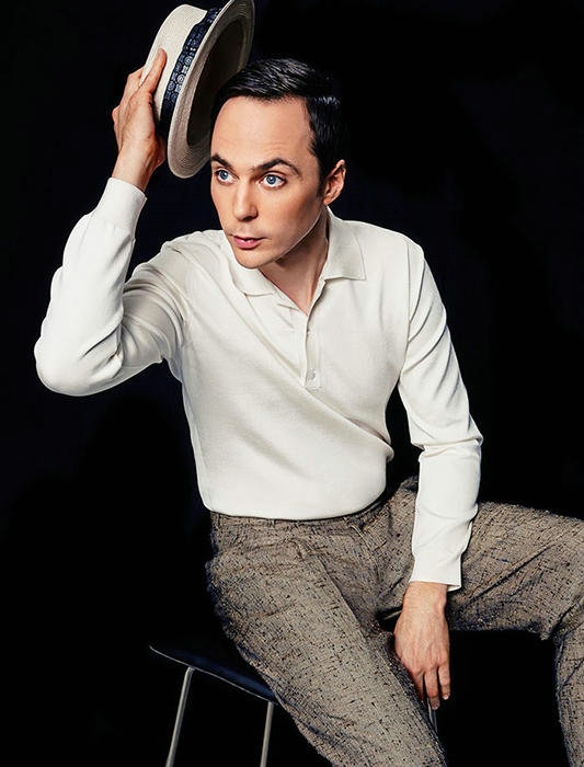 Известный американский гей-журнал «OUT» выбрал 100 самых популярных геев-холостяков, в данный рейтинг вошли многие звезды шоу-бизнеса.