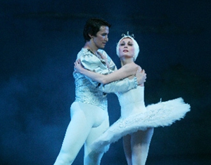 Российский классический балет «Лебединое озеро» 29 января пройдет в городе Вэйхай