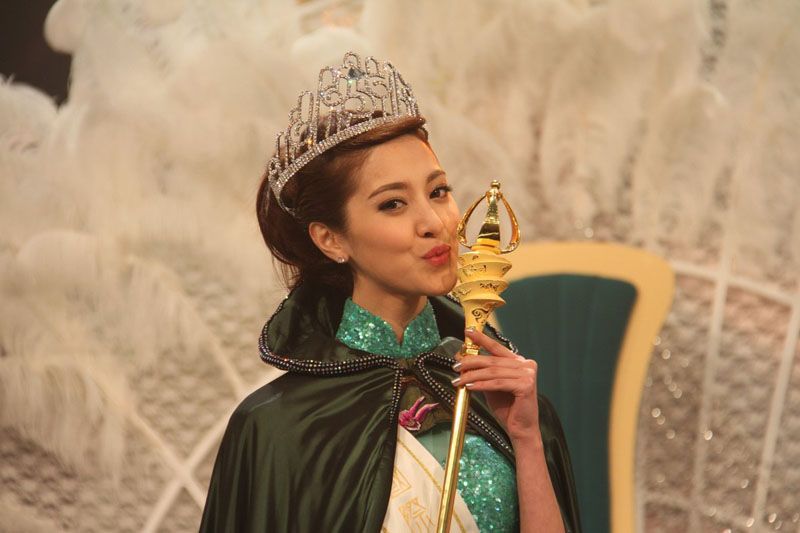 «Мисс Сянган» стала победительницей конкурса красоты Miss Chinese International Pageant 2014