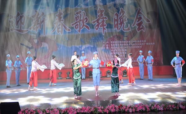 Синьцзян: встречают традиционный китайский праздник - праздник Весны