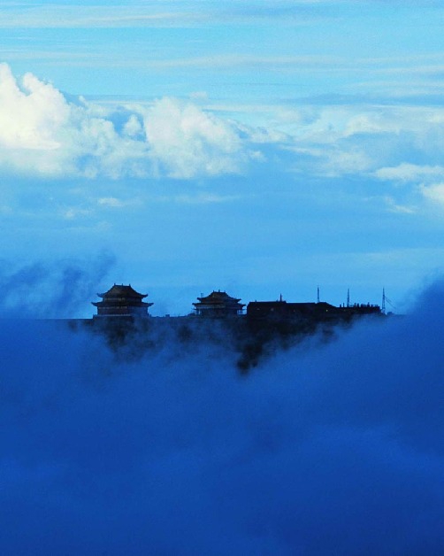 Живописные горы Утайшань