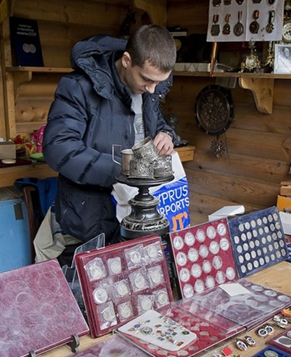 Уникальный колорит блошиного рынка в Москве