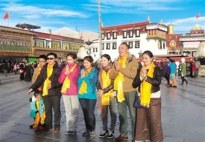Число туристов, побывавших в Тибете в дни Праздника весны, выросло до нового рекордного уровня