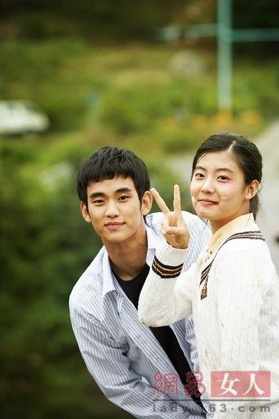 Популярный южнокорейский актер Ким Су Хён (Kim Soo Hyun)