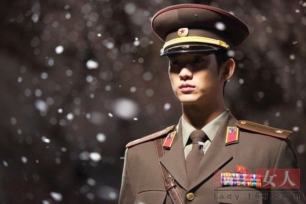 Популярный южнокорейский актер Ким Су Хён (Kim Soo Hyun)