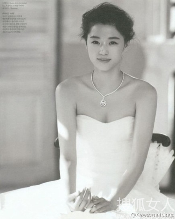 Джианна Юн (Gianna Jun) в свадебном платье
