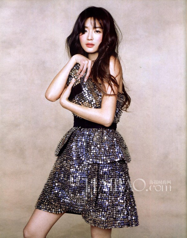 Настоящая богиня! Разные образы Джианны Юн в модных журналах