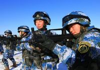 Тренировочные учения женского батальона ВМС НОАК в условиях суровых морозов северных районов
